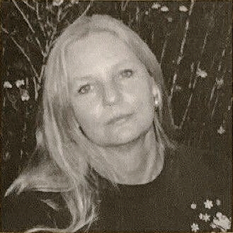 2006 FRS Susan Luzzaro portrait