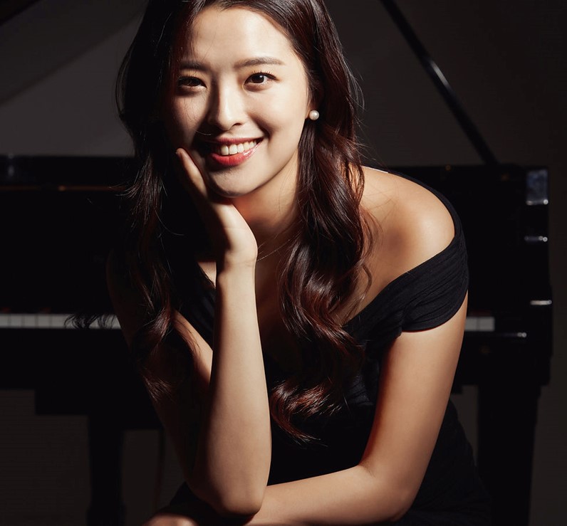 Piano instructor Hyun Ahn